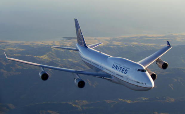 747-gallery-united-747-in-air.jpg 