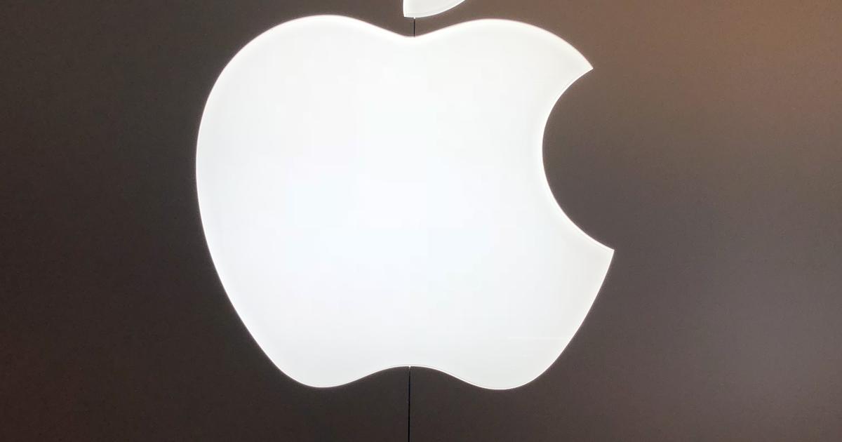 Apple workers at store in Baltimore suburb authorize first strike against tech giant’s retail arm