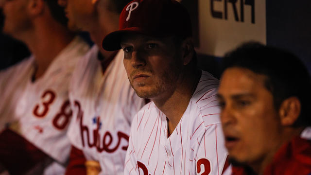 Phillies fans start memorial to Roy Halladay outside Citizens Bank