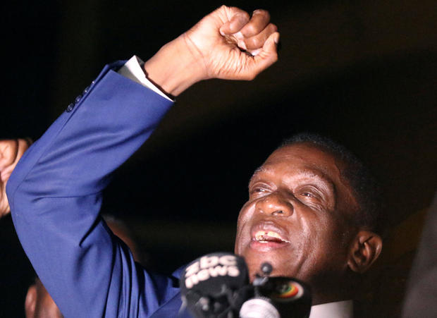 Zimbabwe's former vice president Emmerson Mnangagwa, who is due to be sworn in to replace Robert Mugabe as President, addresses supporters in Harare 
