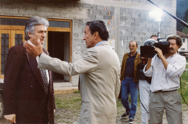 3-mike-wallace-interviewing-radovan-karadzic.jpg 