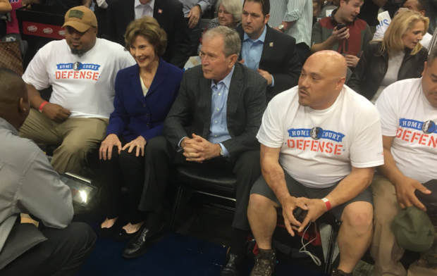 Wounded soldiers at Dallas Mavericks game with former President George W. Bush and Laura Bush 