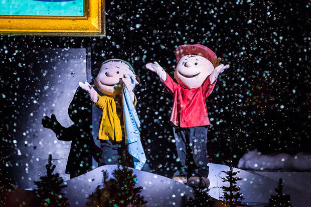 Merry Christmas Snoopy Ice Show 9 - VERIFIED KATIE 