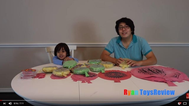 ryan-toysreview.jpg 