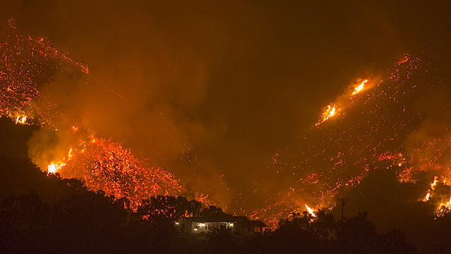 california-wildfires-890041838.jpg 
