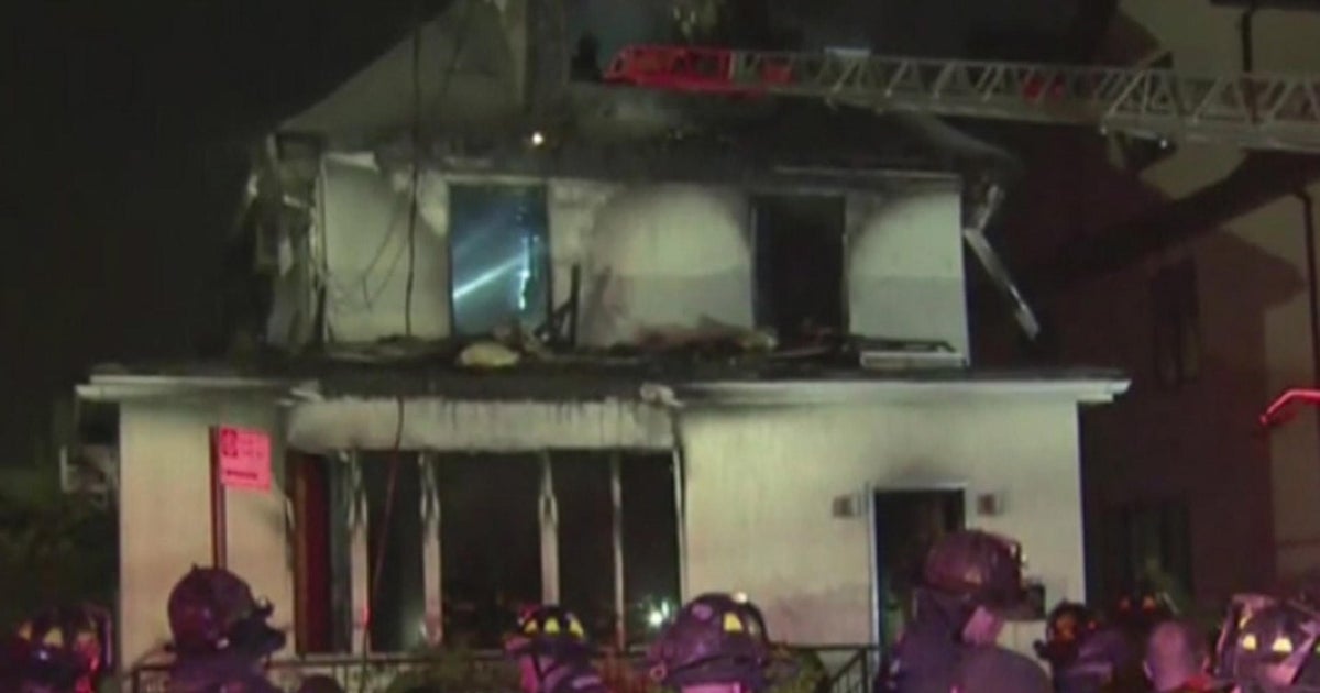 Mother, 3 of her kids killed in Brooklyn house fire - CBS News