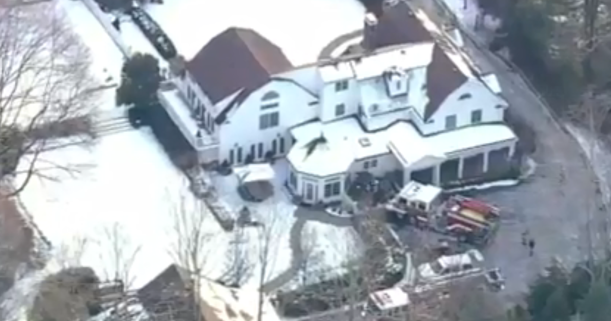 Fire at Bill and Hillary Clinton's home in Chappaqua, NY extinguished