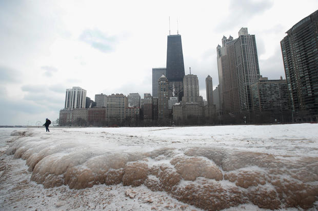 Chicago's Deep Freeze Continues With Single Digit Temperatures 
