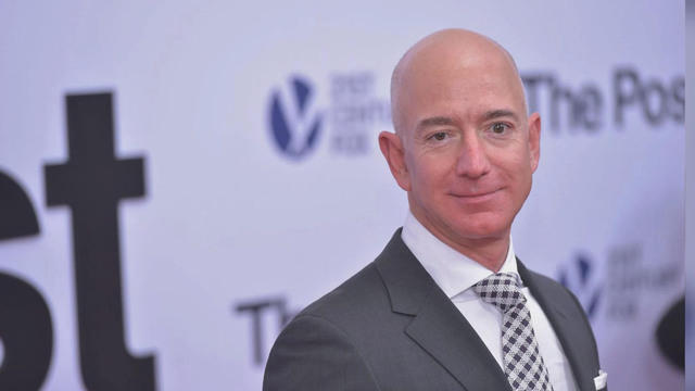 0112-jeffbezos-social-1480703-640x360.jpg 