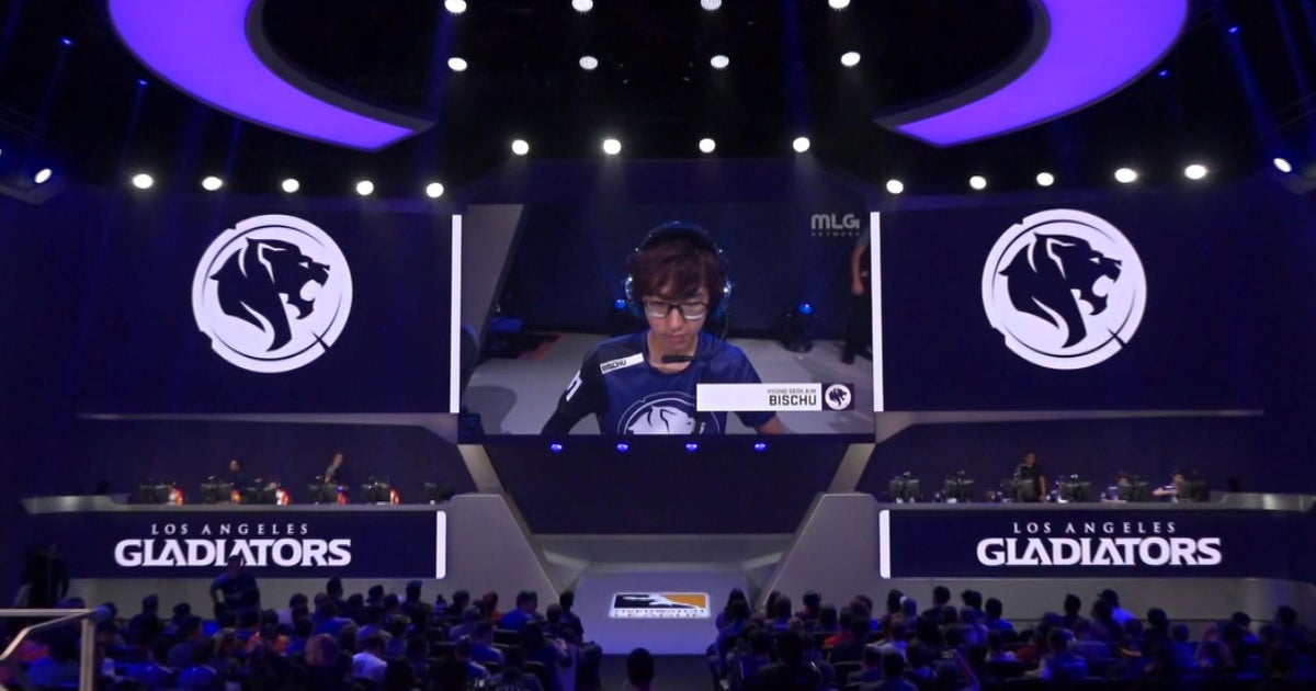 Gamers cash in and go pro in booming world of esports - CBS News