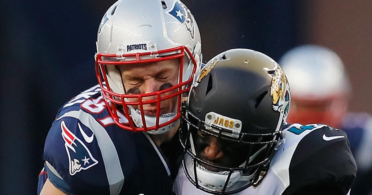 Rob Gronkowski suffers concussion; status for Super Bowl unclear - CBS News