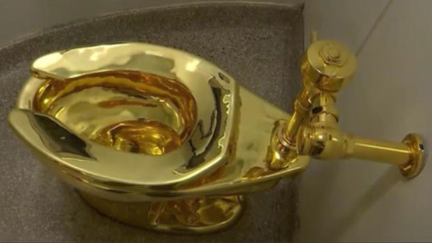 Gold Toilet 