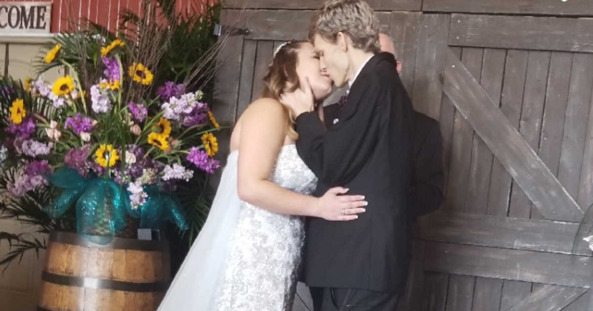 Florida Teen Battling Rare Cancer Weds High School Sweetheart - CBS News