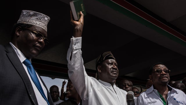 Nairobi Crowds Gather For Opposition Leader's Symbolic 'Swearing-In' 