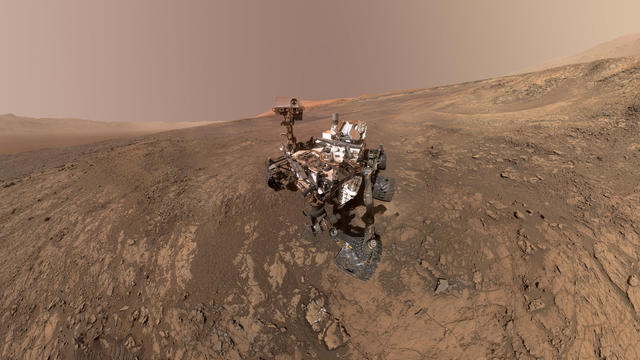 Space Mars Rover Selfies 
