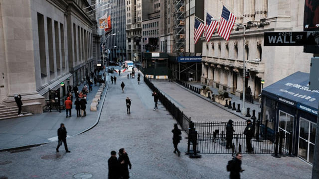 wall_st_gettyimages-914635380.jpg 