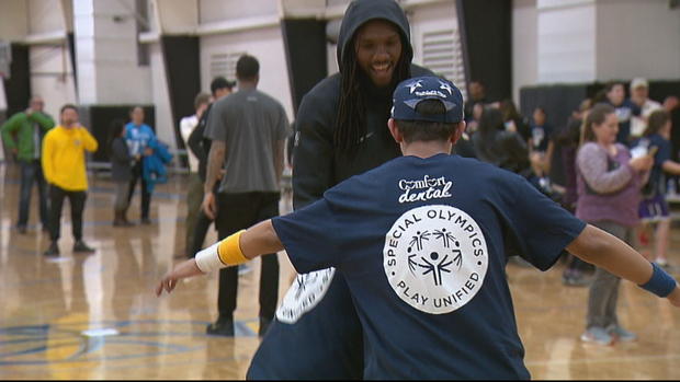 NUGGETS CLINIC_frame_35 