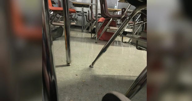 Teacher told students to run after encountering Florida school shooting