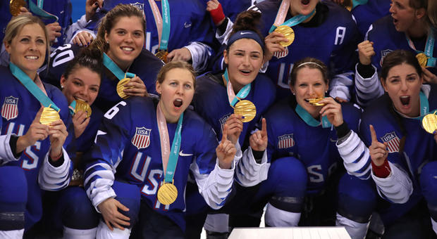 USA women's hockey wins gold 