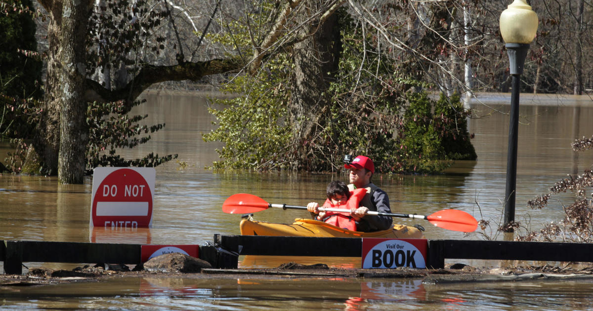 More Flooding Expected Along The Ohio River In Week Of Deadly Weather   Rtx4z3bf 