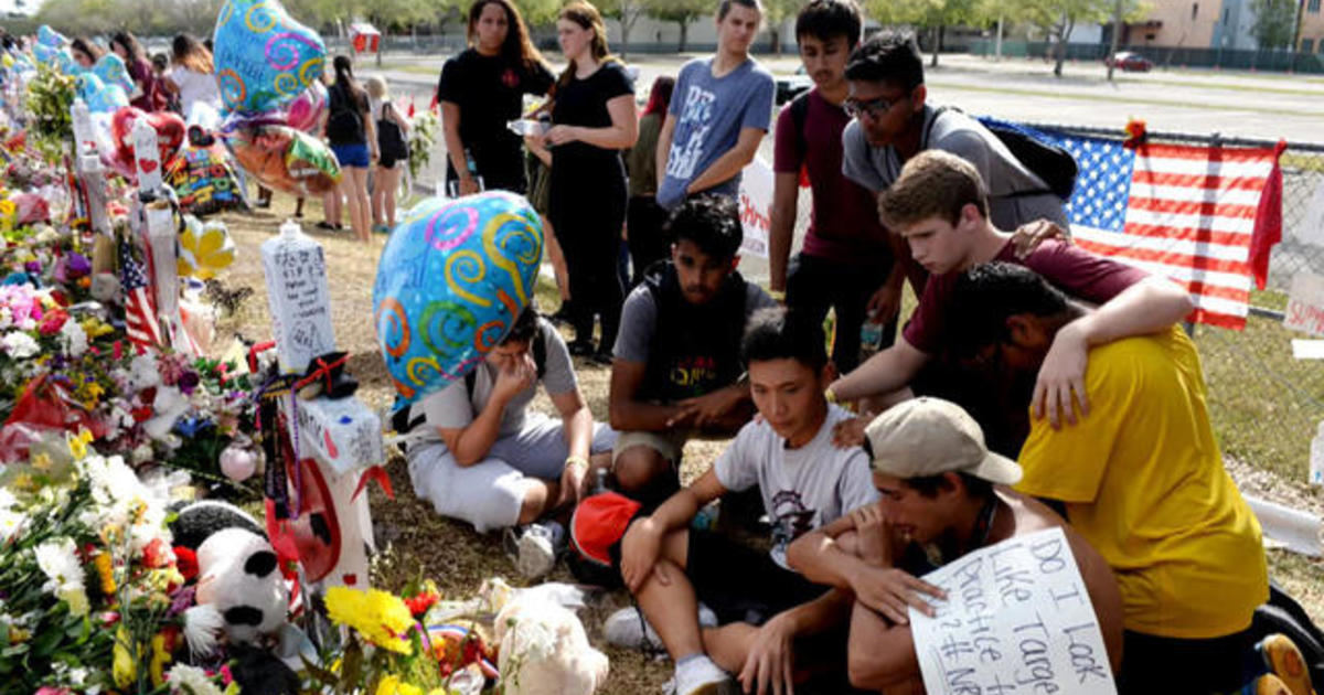Parkland students return to school for the first time since mass shooting