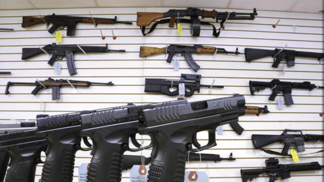 Kroger to stop selling guns of all kinds - CBS News