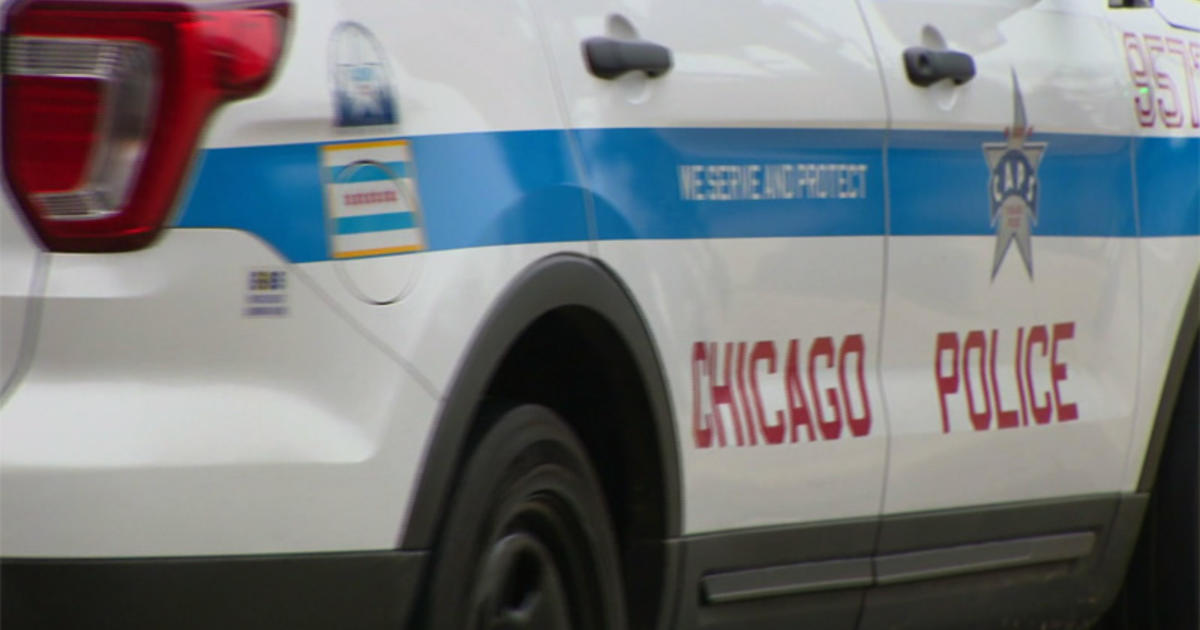Suspect in Michigan Avenue armed bank robberies hits 4th branch, Chicago  FBI says - ABC7 Chicago
