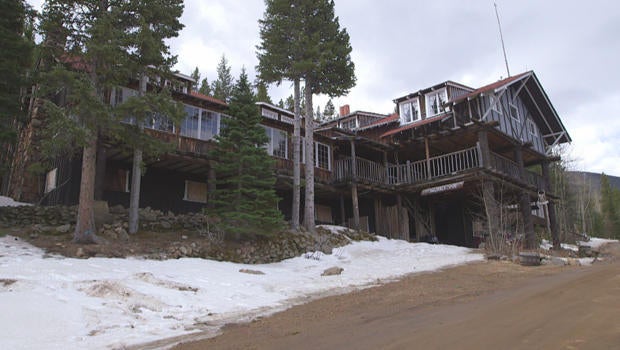 baldpate-inn-estes-park-colorado-exterior-620.jpg 