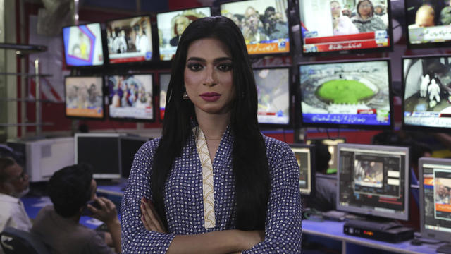 Pakistan Transgender Anchor 