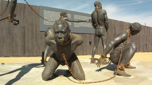 ot-lynching2sculpture-1541417-640x360.jpg 