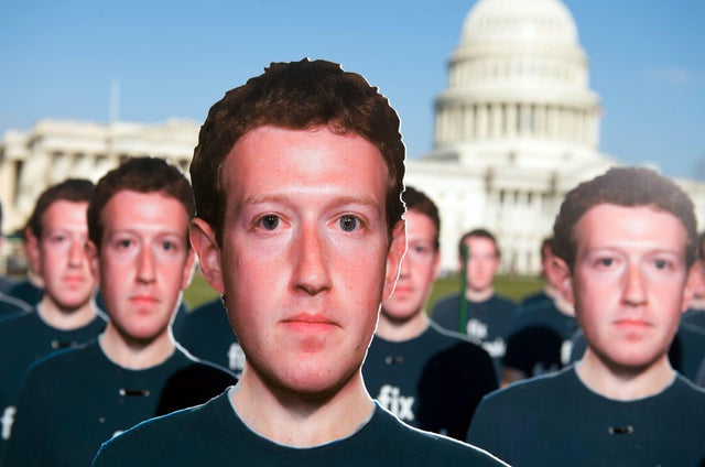 US-INTERNET-FACEBOOK-DEMONSTRATION 