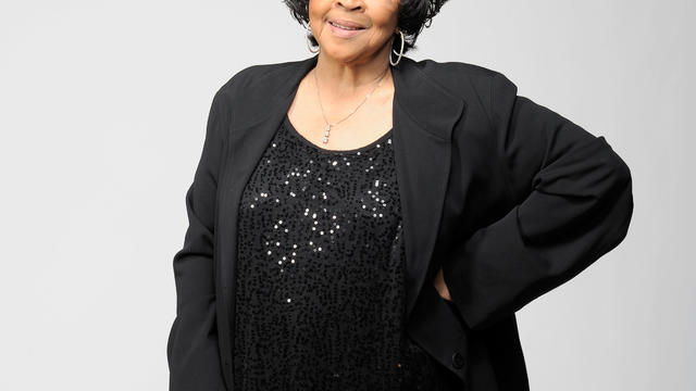 yvonne-staples.jpg 