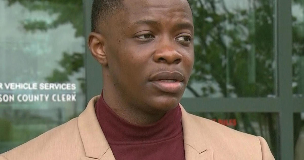 Waffle House Shooting: "Hero" James Shaw Jr. Wrestled Rifle Away From ...