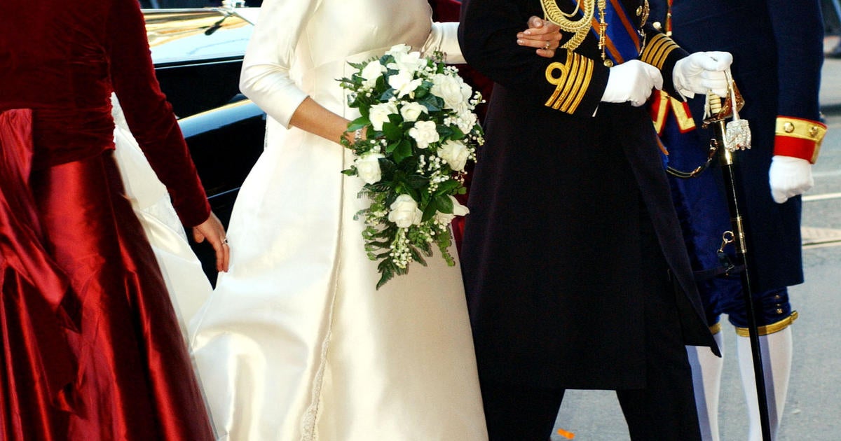 Maxima hotsell wedding dress