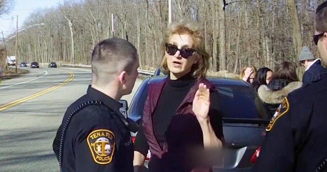 Port Authority official resigns after video shows her cursing at cops CBS News