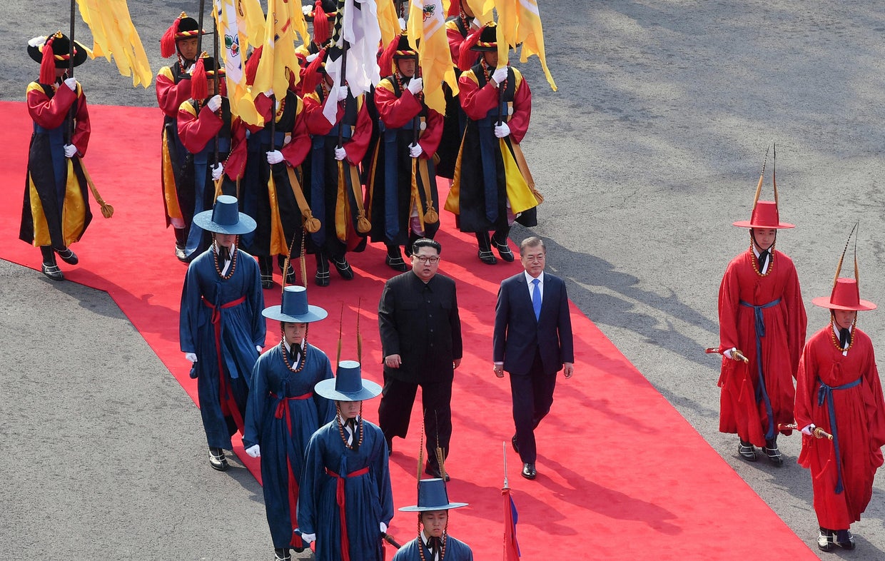Kim Jong Un, Moon Jae-in 