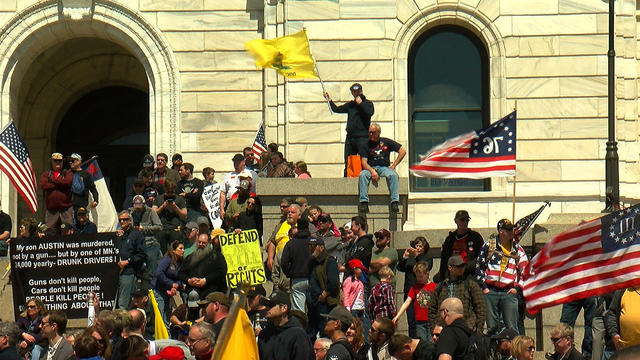 second-amendment-rally-at-state-capitol.jpg 