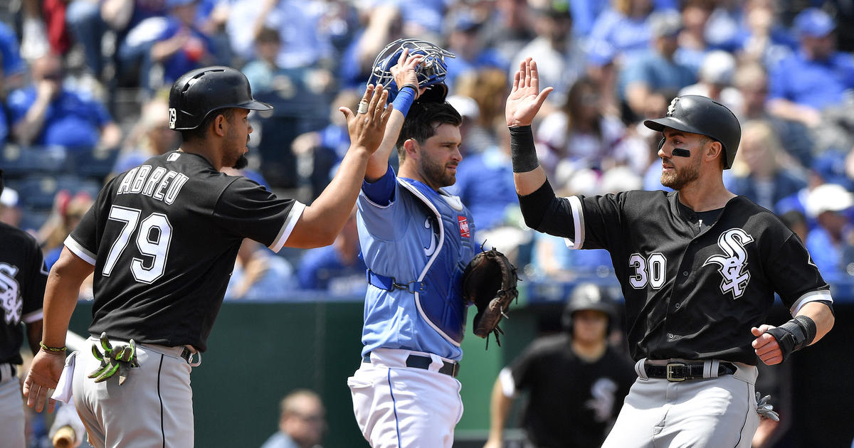 Davidson homers twice, White Sox beat Royals