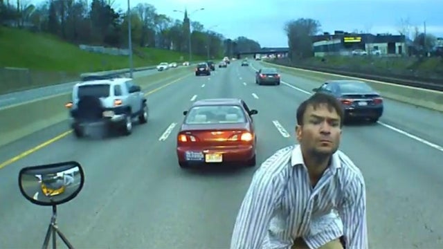 bus1.jpg 