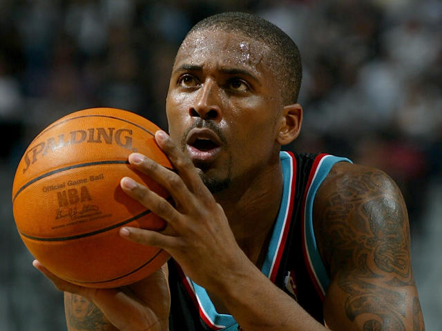 Ex-wife says Lorenzen Wright left with drugs the night he died