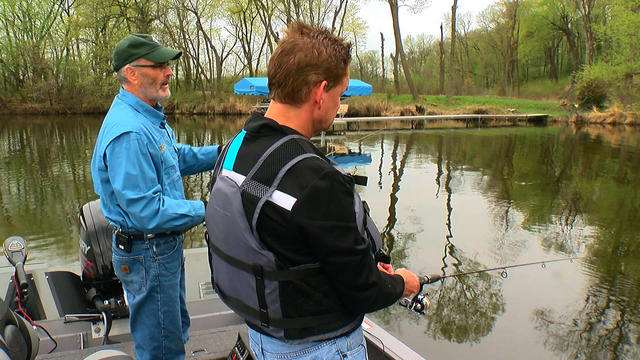 mike-max-fishing-with-steve-carney.jpg 