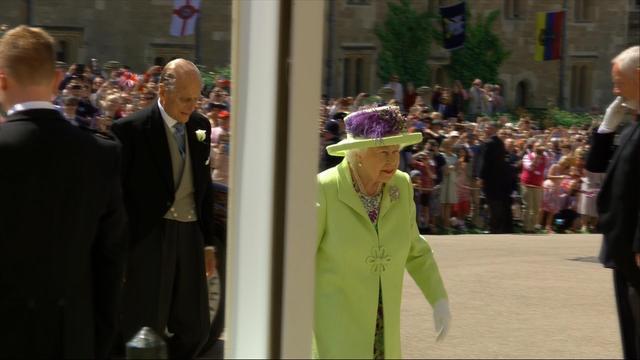 0519-ctm-rw-queenelizabetharrives-1573242-640x360.jpg 