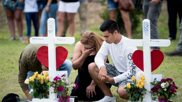 Santa Fe High School texas shooting memorial 