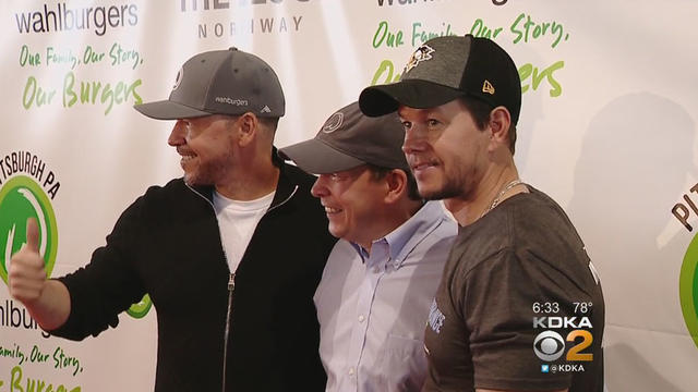 donnie-paul-mark-wahlberg.jpg 