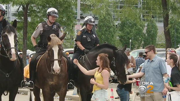 pittsburgh-police-mounted-unit 
