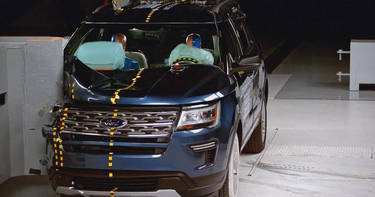 2018 Ford Explorer, Jeep Grand Cherokee receive "poor" crash test