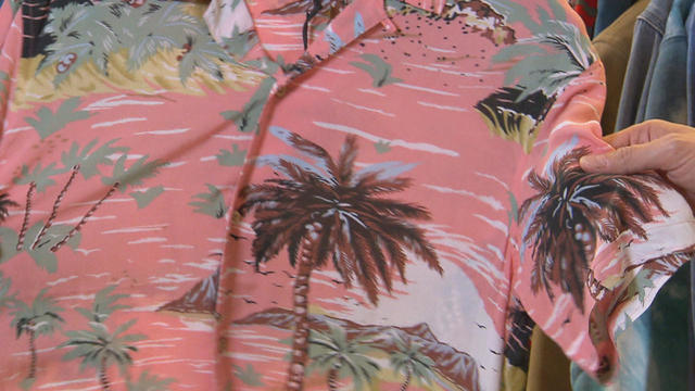 dad-wear-hawaiian-shirt-promo.jpg 