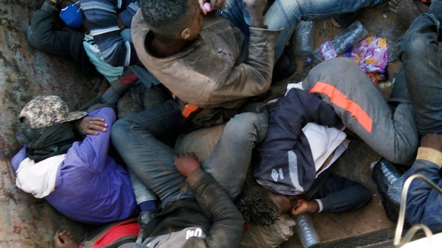 APTOPIX Sahara Walk Or Die 