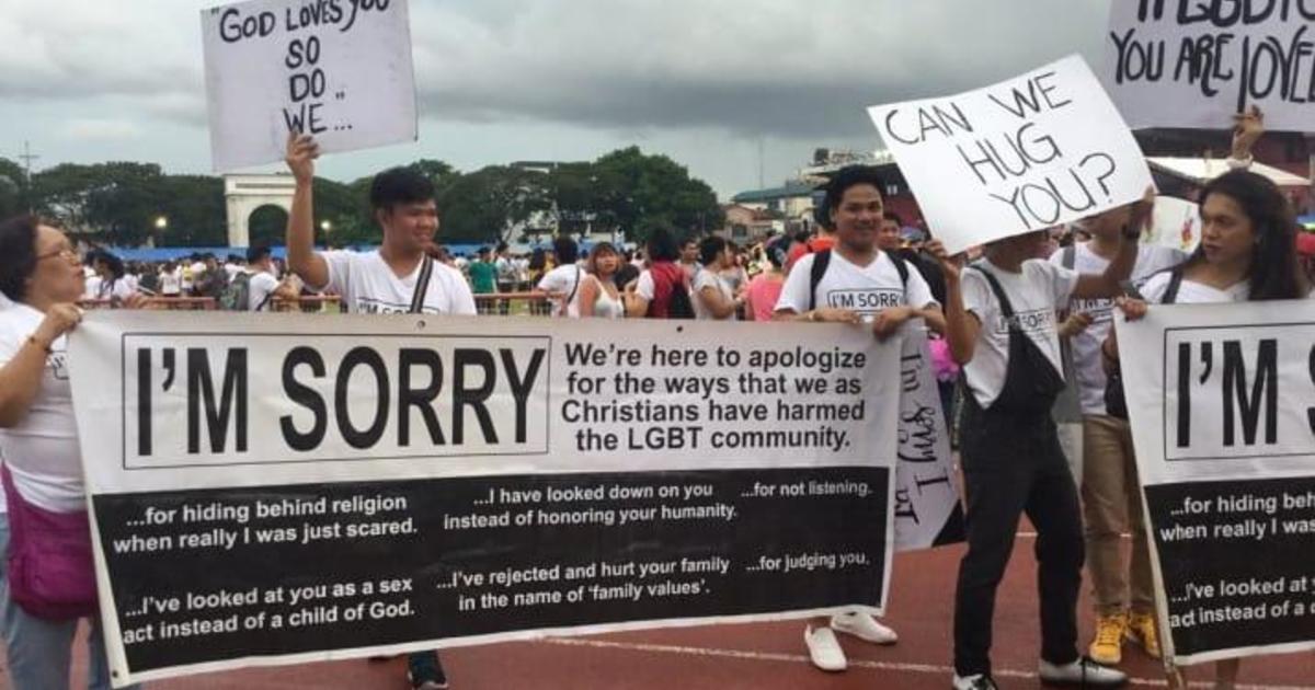 Christians Surprise Pride Parade Marchers With Signs Apologizing For