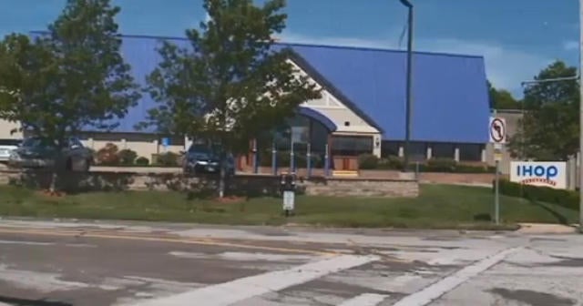 10 black students falsely accused of "dine and dash" from Clayton